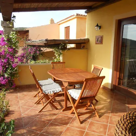 La Casina Del Mar Turchese Porto San Paolo (Sardinia)