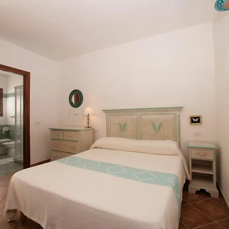 La Casina Del Mar Turchese * Porto San Paolo (Sardinia)